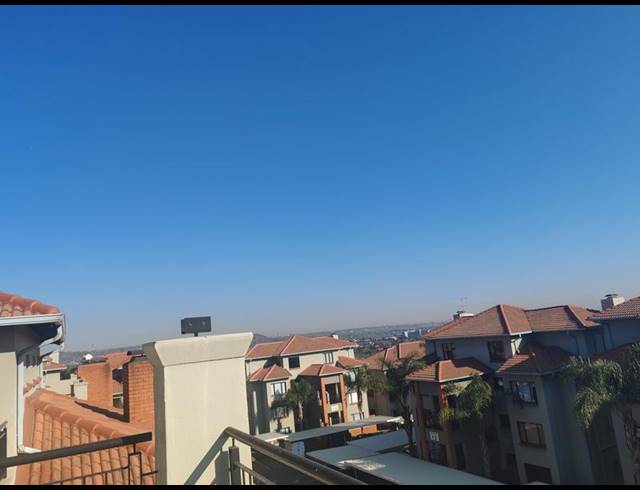 3 BEDROOM COMPLEX FOR SALE IN SOLHEIM